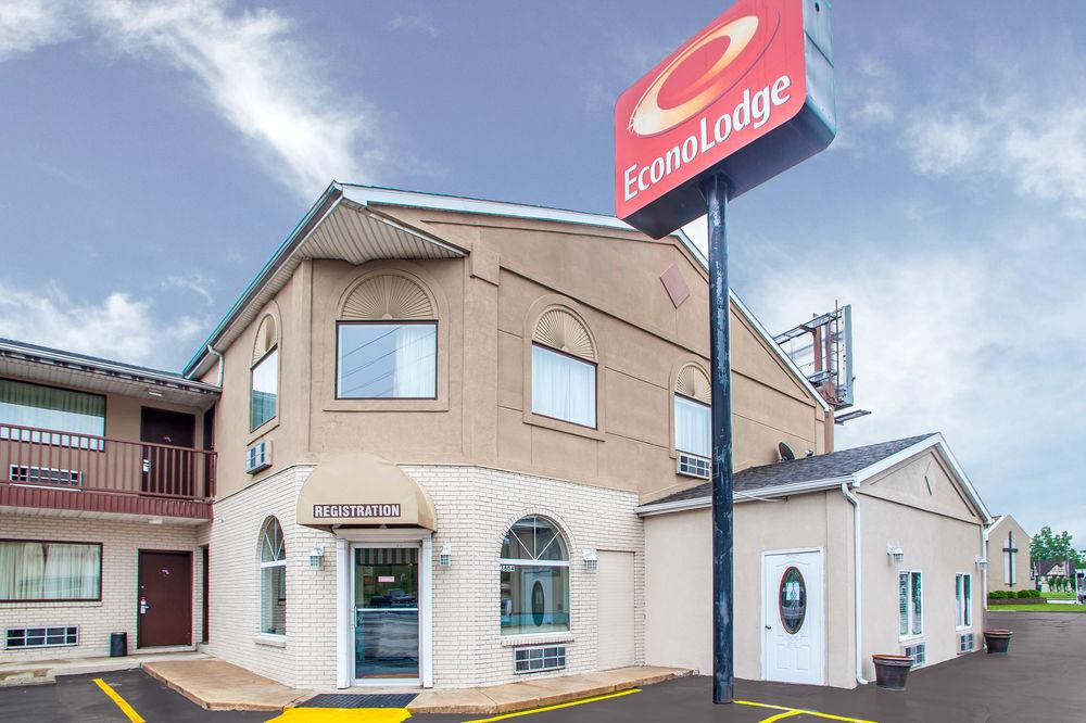 Economy Inn & Suites 汉尼拔 外观 照片