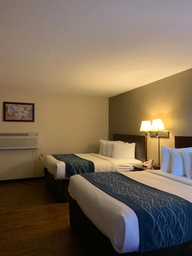 Economy Inn & Suites 汉尼拔 外观 照片