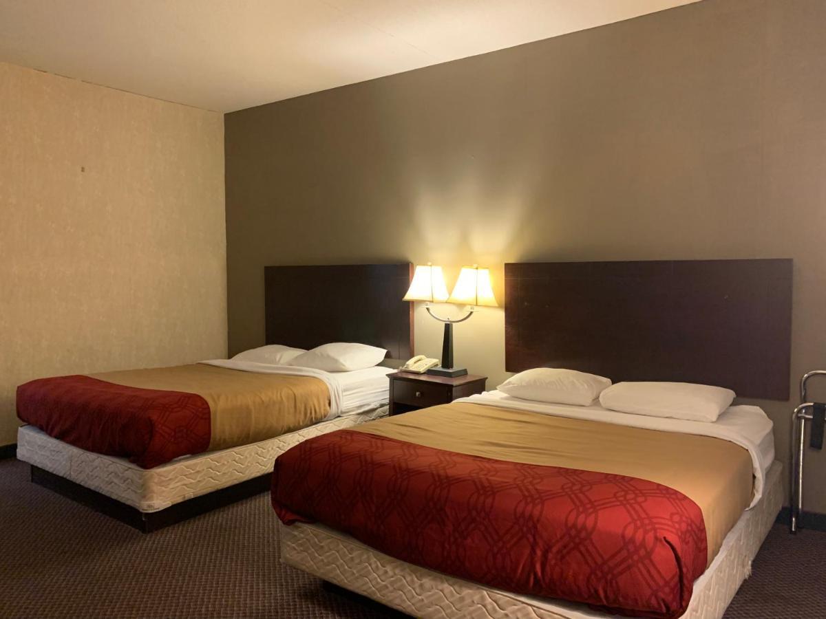 Economy Inn & Suites 汉尼拔 外观 照片