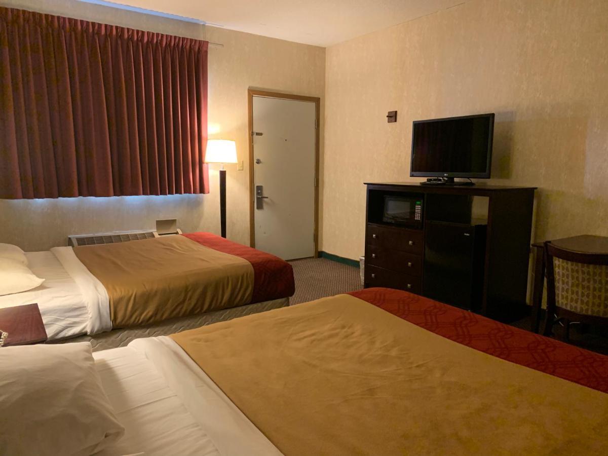 Economy Inn & Suites 汉尼拔 外观 照片
